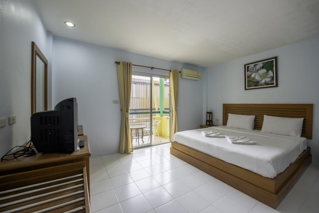 Simply Hotel شاطئ كاتا المظهر الخارجي الصورة