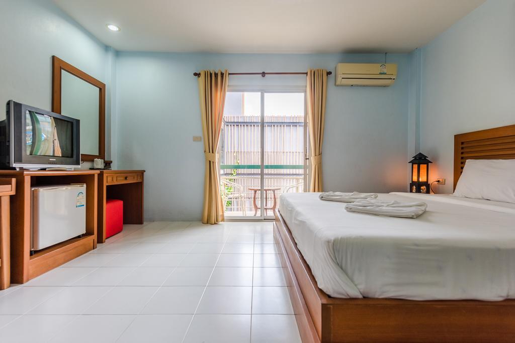 Simply Hotel شاطئ كاتا المظهر الخارجي الصورة
